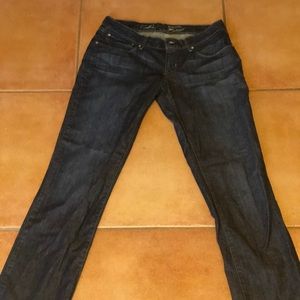 Levi’s - Bold Curve